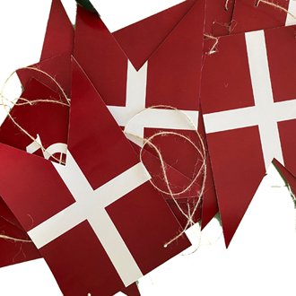 Flagguirlande 150gr 18 flag på snor 9x15cm