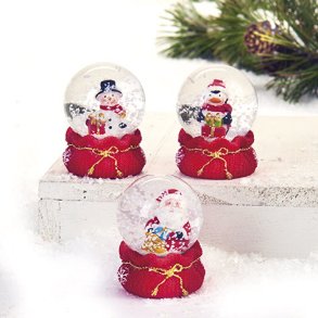 Snevejr med polyester figur :45mm 6cm