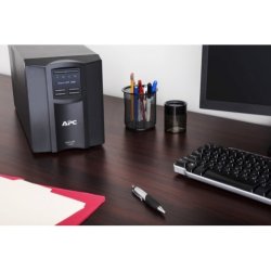 APC Smart-UPS 1000VA LCD 230V Line-Interactive