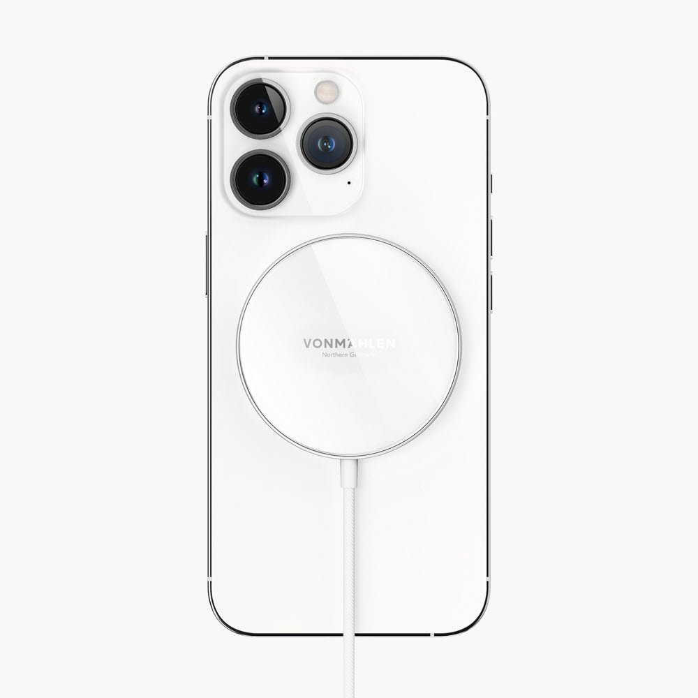 Aura Mini The Magnetic Wireless Charging Pad White