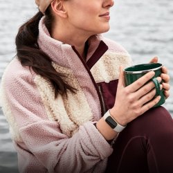 Fitbit Charge 5, Lunar White/Soft Gold