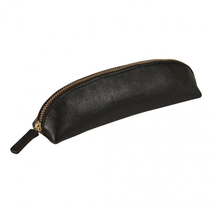 Flying&nbsp;Spirit Trekant penciletui lder Sort 18x4cm