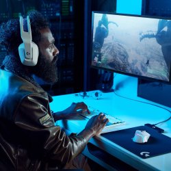 G502 X Plus Wireless Gaming Mouse, Black/Premium