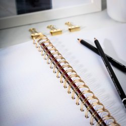 Mayland Spiralbog Dots m/ Blomster B5