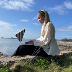 Sun Shade &amp; Privacy Hood Univ. 15-16'' Ultra Slim