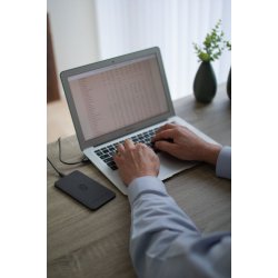 UPSTR&Ouml;M L&Auml;DER Wireless Charger, Black